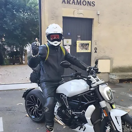 Le Clos Des Aramons Bernis